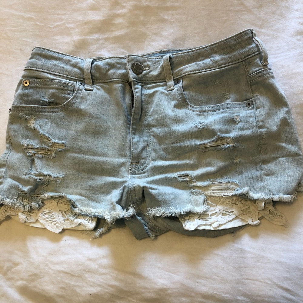 Light wash American Eagle shorts